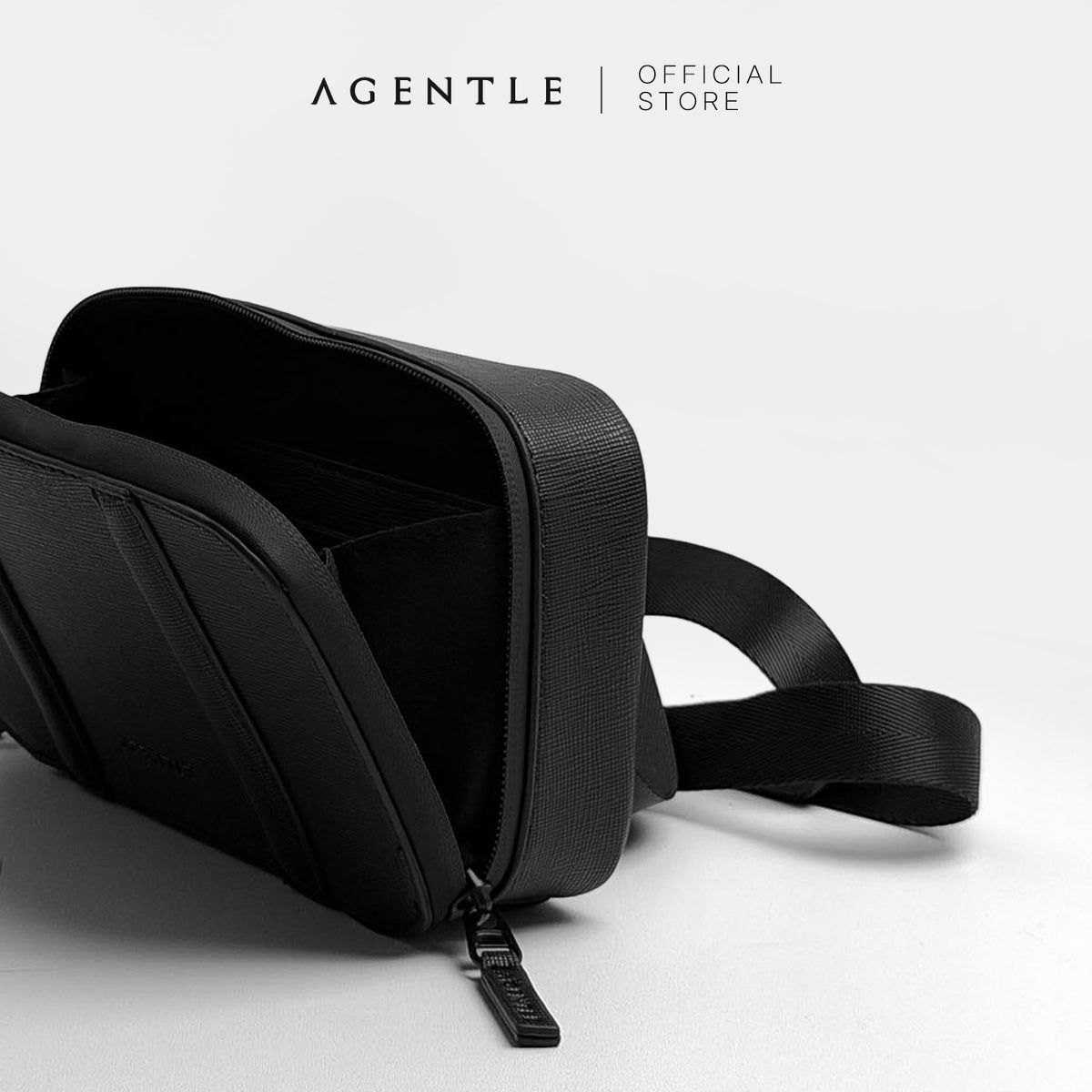 AGENTLE • HALF MCR Pouch 8" – กระเป๋าสะพายข้างใบเล็ก น้ำหนักเบา