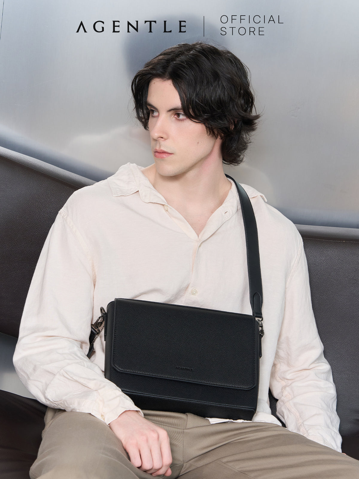 AGENTLE • BOXCASE CITY – กระเป๋าสะพายข้างผู้ชาย ทรงกล่องมีโครงสร้าง ใส่ iPad 11 นิ้ว