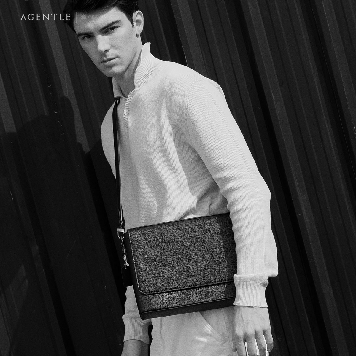 AGENTLE • BOXCASE CITY – กระเป๋าสะพายข้างผู้ชาย ทรงกล่องมีโครงสร้าง ใส่ iPad 11 นิ้ว