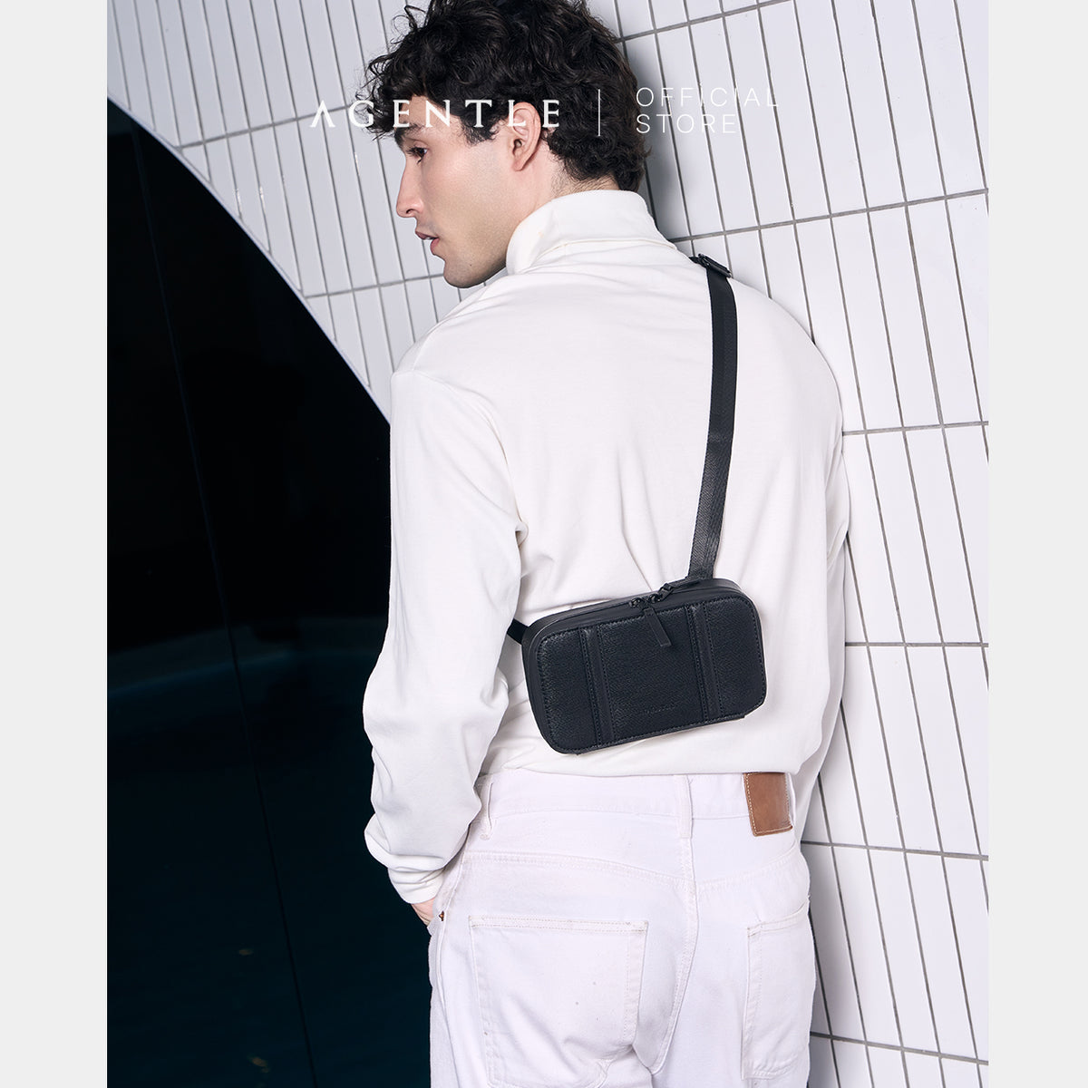 AGENTLE • HALF MCR Pouch 8" – กระเป๋าสะพายข้างใบเล็ก น้ำหนักเบา
