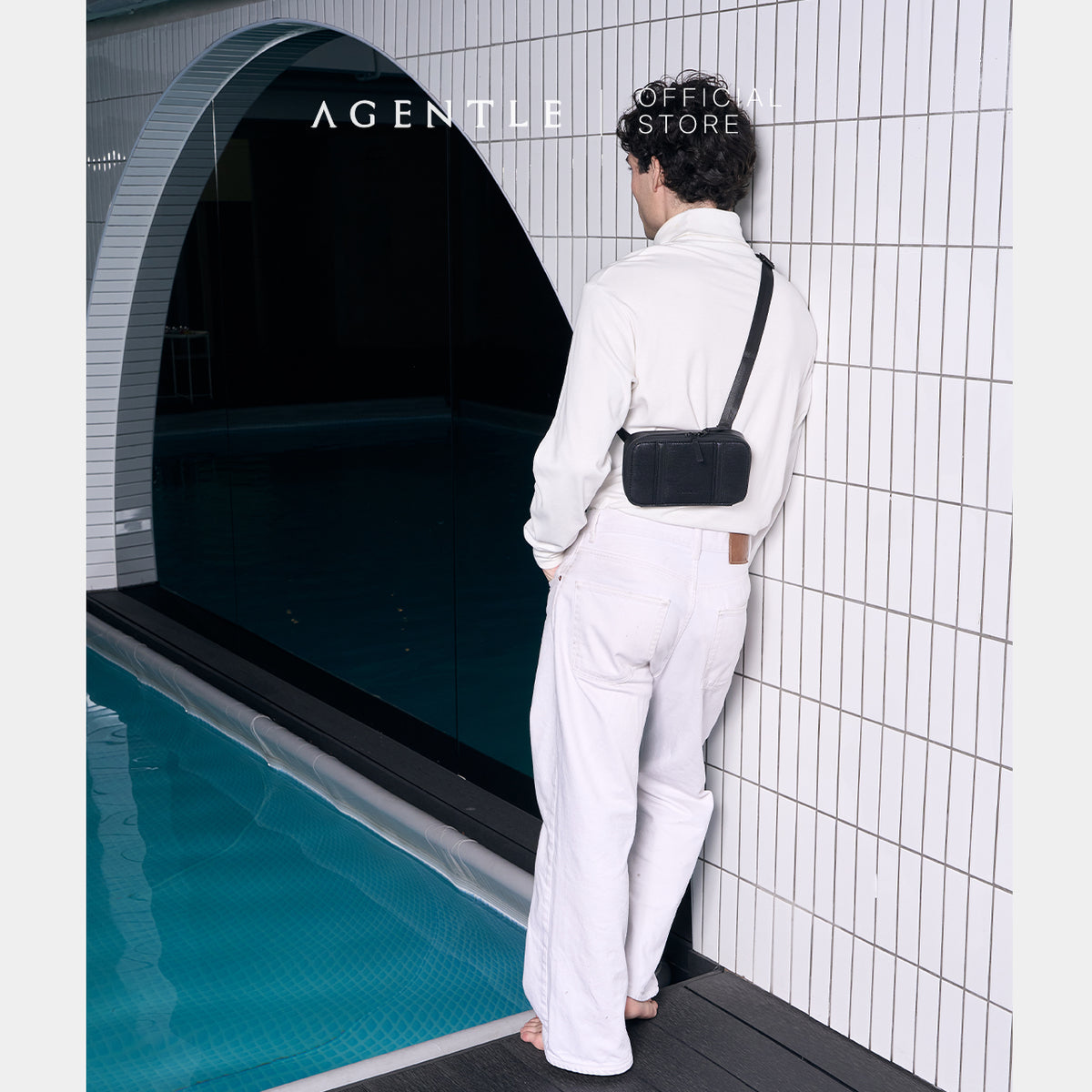 AGENTLE • HALF MCR Pouch 8" – กระเป๋าสะพายข้างใบเล็ก น้ำหนักเบา