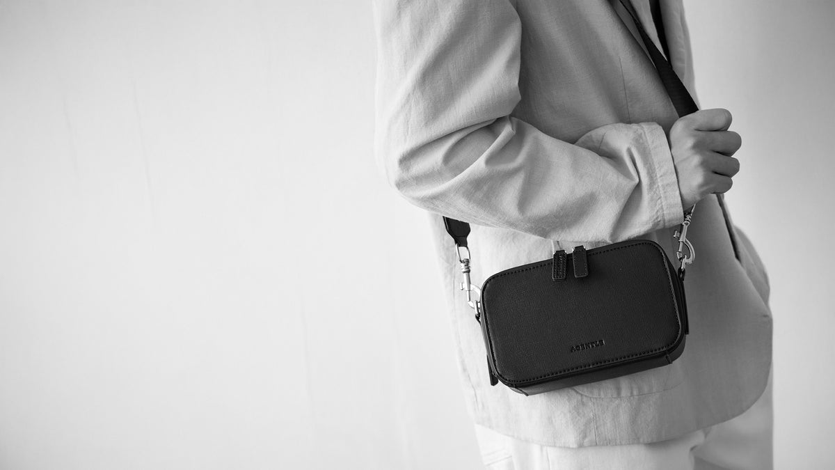 AGENTLE MCR Compact crossbody bag